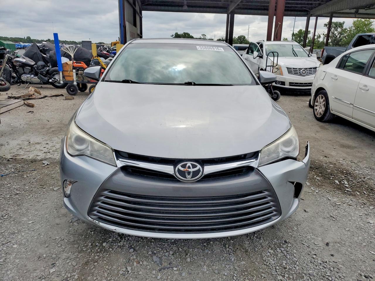 2017 Toyota Camry Le - Фото 5