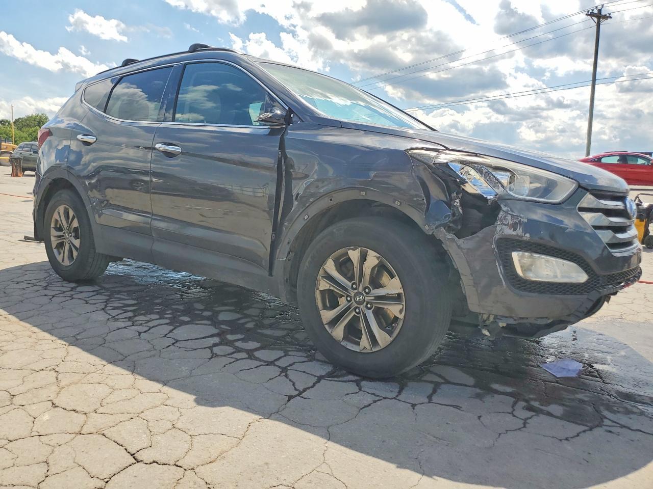 2016 Hyundai Santa Fe Sport 2.4L - Image 4