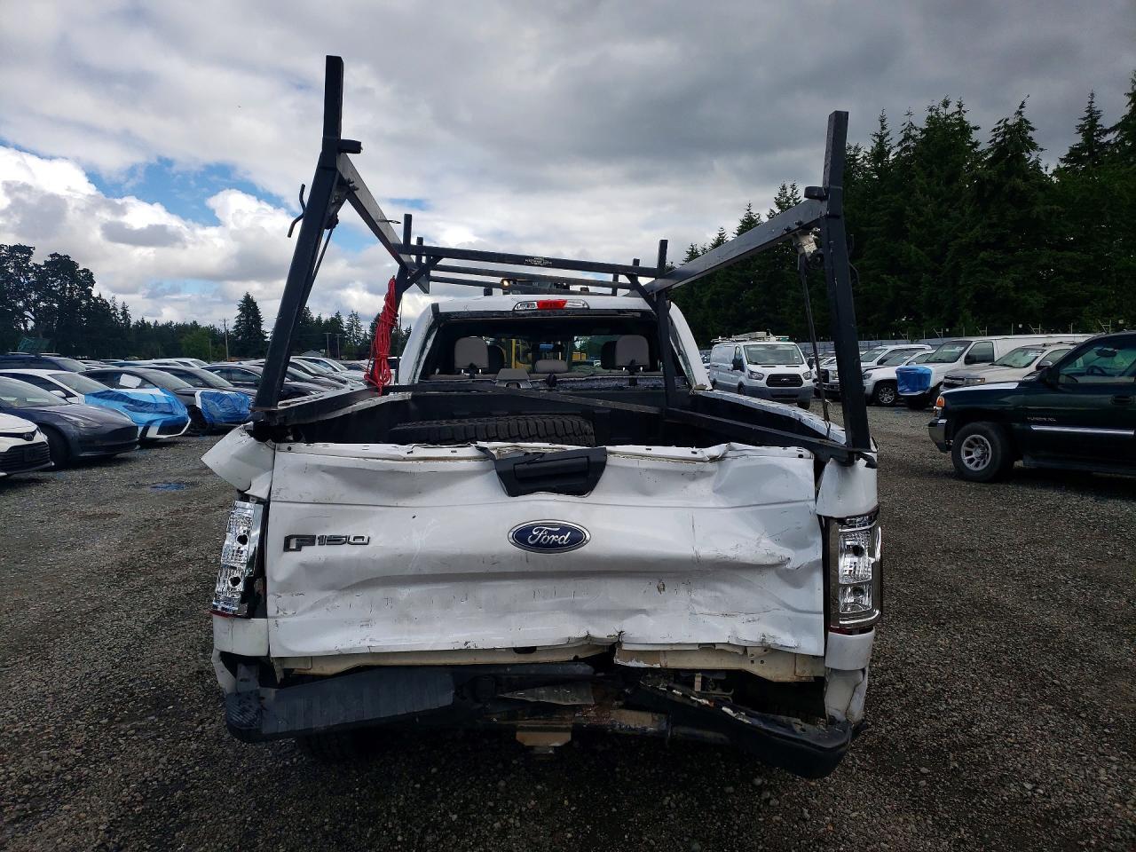 2017 Ford F150 Super Cab - Фото 6