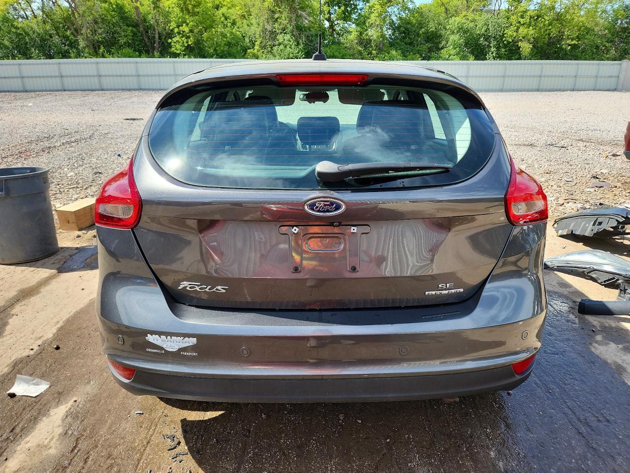 2016 Ford Focus Se - Image 6
