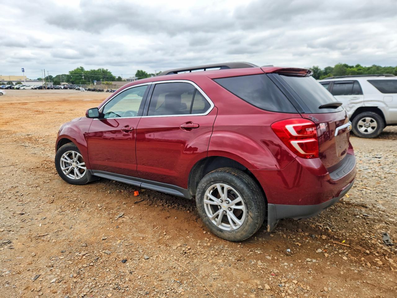 2016 Chevrolet Equinox Lt - Image 2