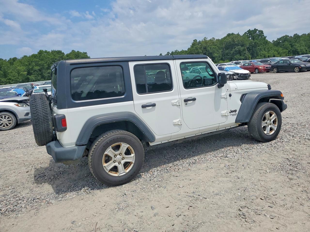 2021 Jeep Wrangler Unlimited Sport - Фото 3