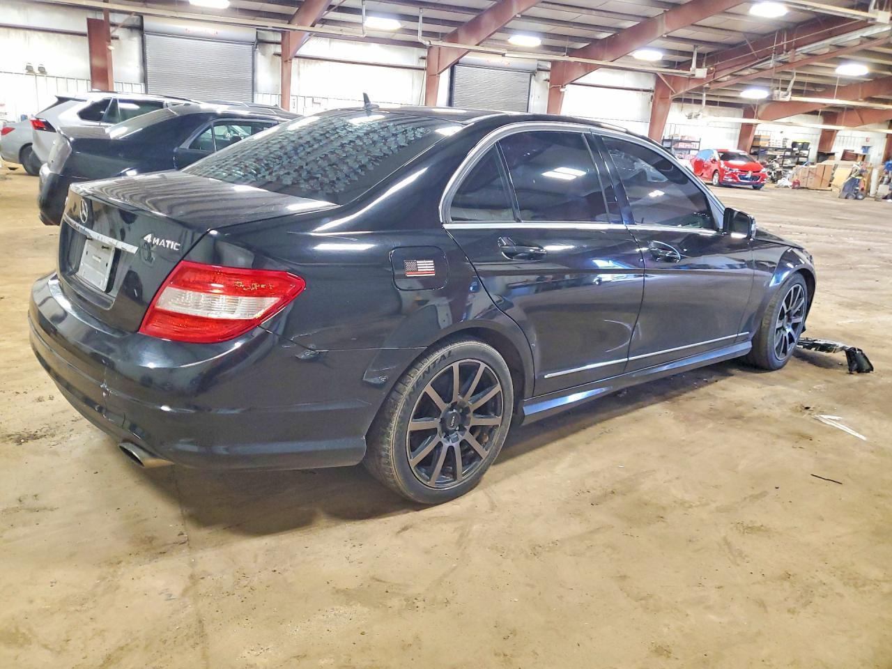 2010 Mercedes-Benz C 300 4Matic - Image 3