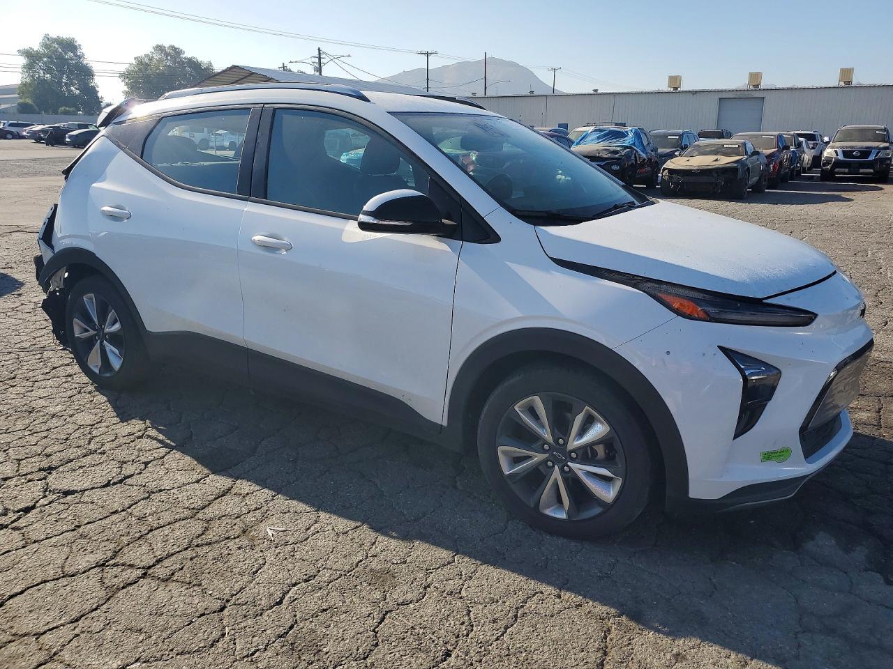 2023 Chevrolet Bolt Euv - Image 4