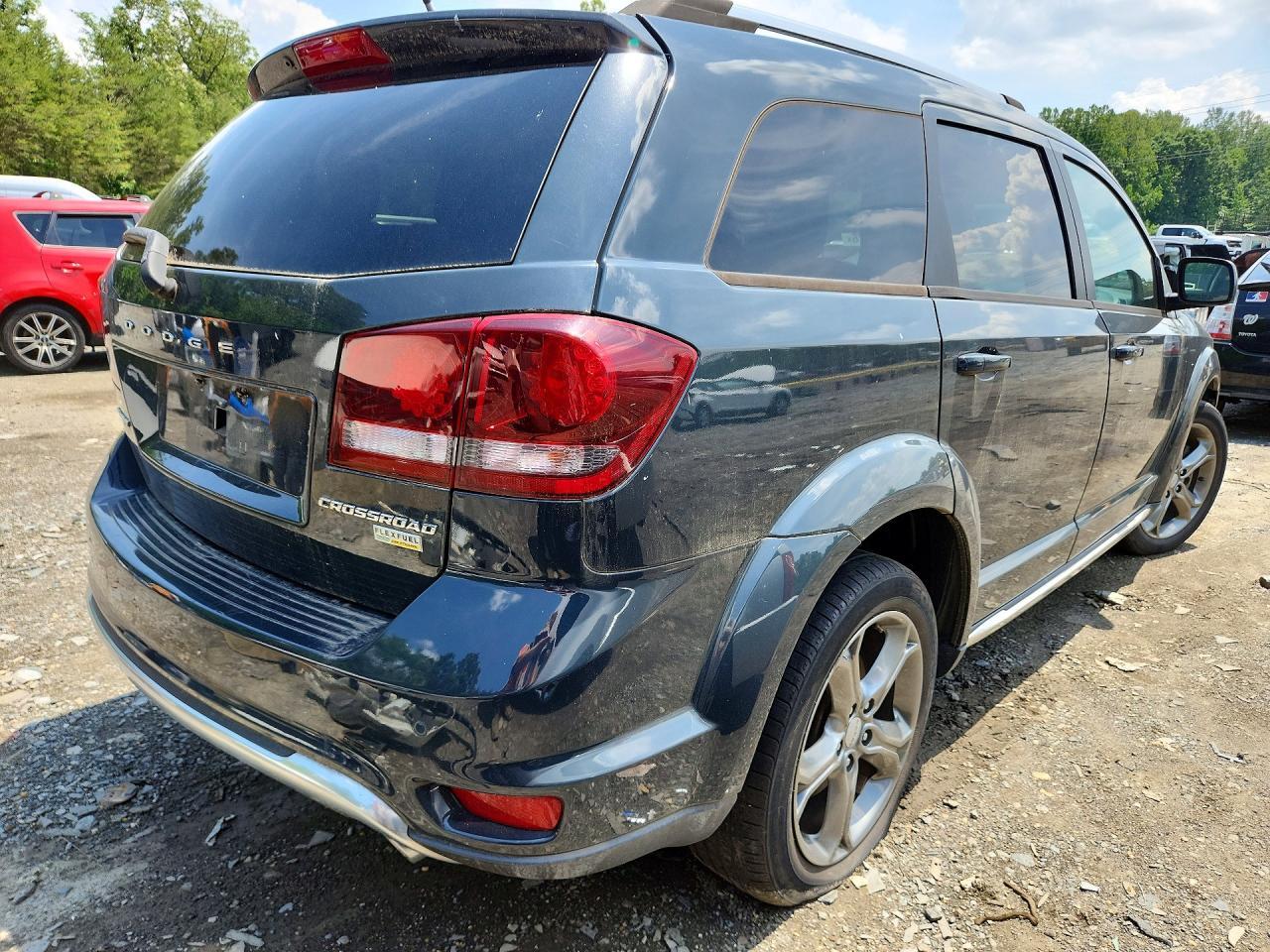 2017 Dodge Journey Crossroad - Фото 3