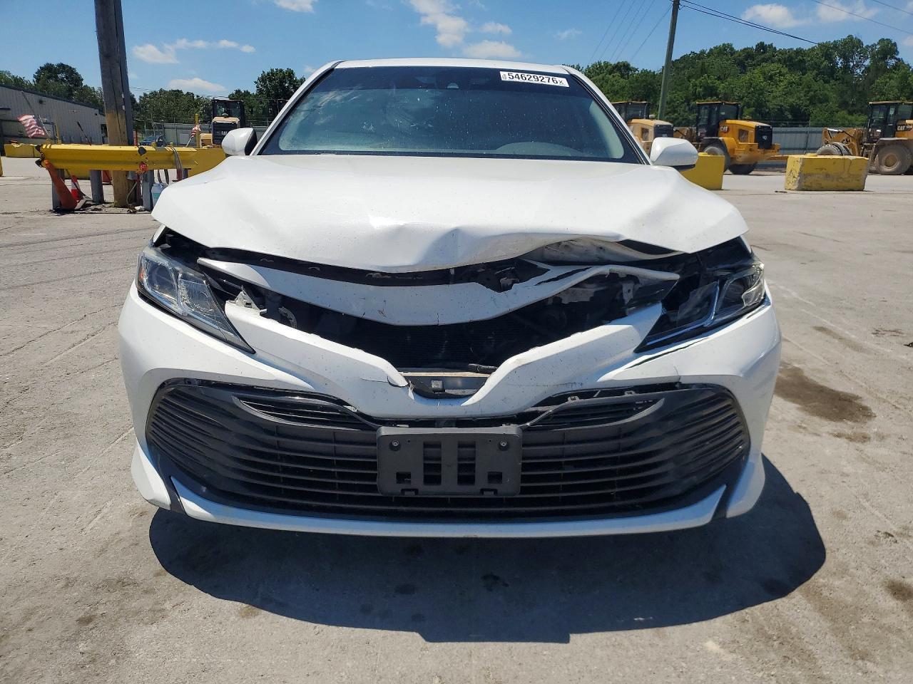 2020 Toyt Camry - Image 5