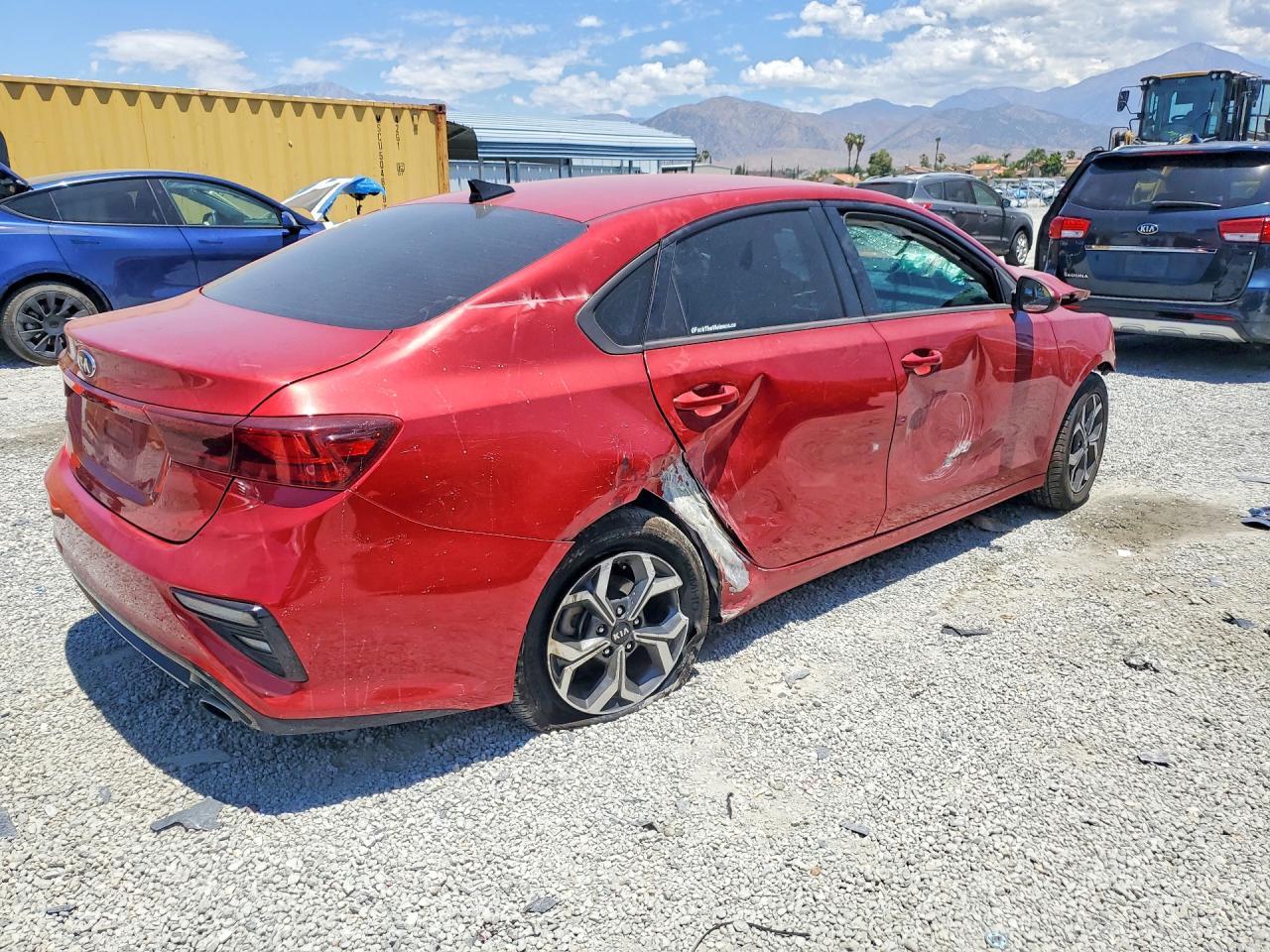 2020 Kia Forte Lxs - Image 3