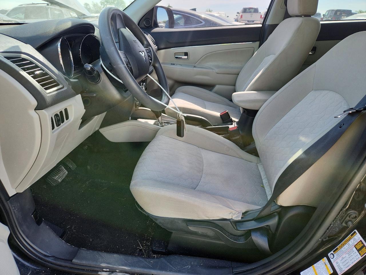 2021 Mitsubishi Outlander Sport Es - Фото 7