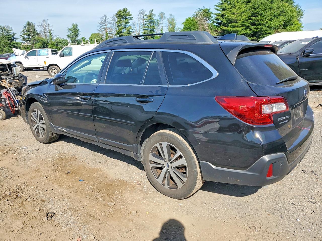 2019 Subaru Outback 2.5I Limited - Фото 2
