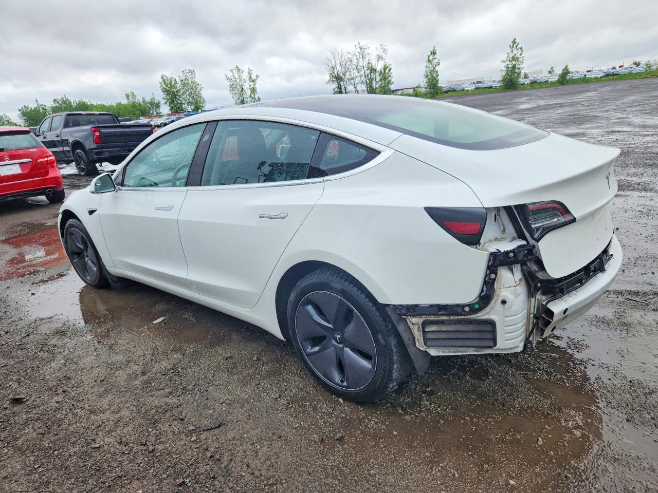 2018 Tesla Model 3 - Фото 2