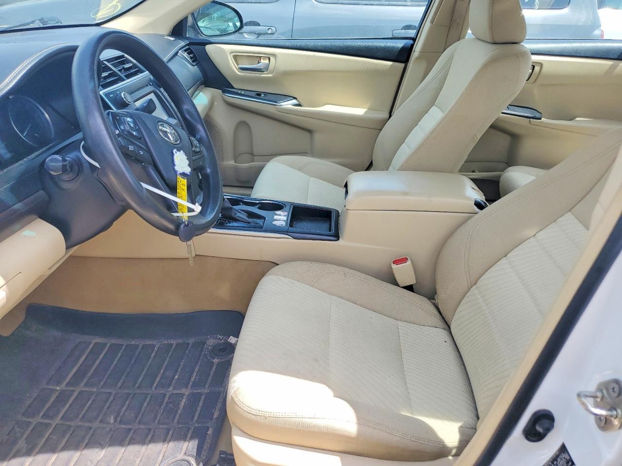 2017 Toyota Camry Le - Фото 7