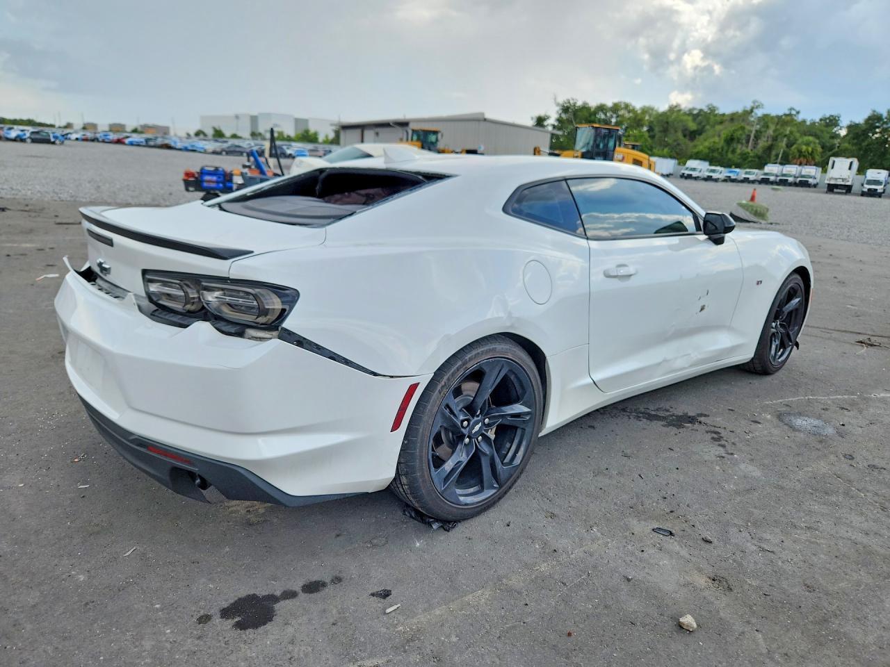 2019 Chevrolet Camaro Ls/Lt - Image 3