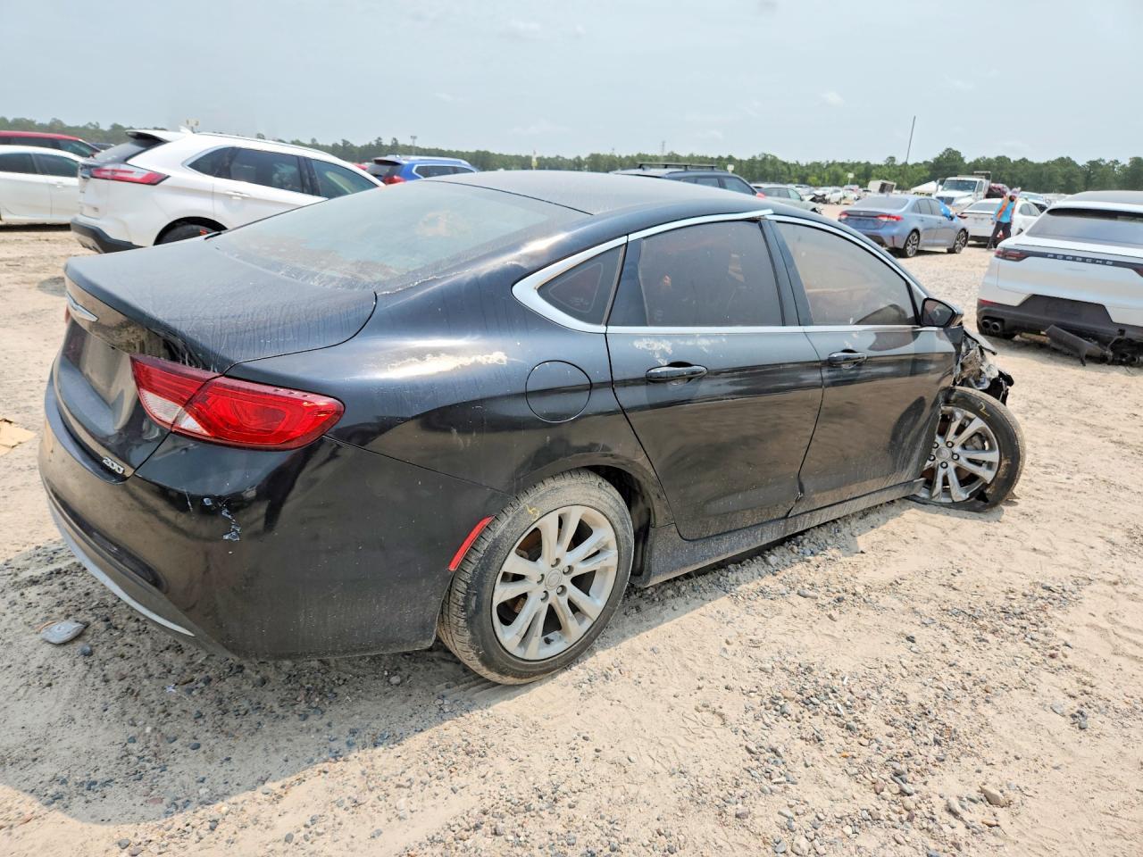 2015 Chrysler 200 Limited - Image 3