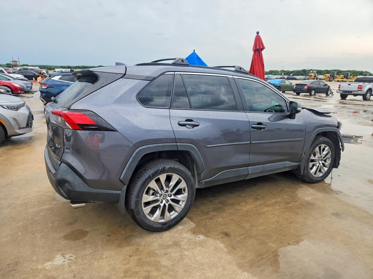 2021 Toyota Rav4 Xle Premium - Фото 3