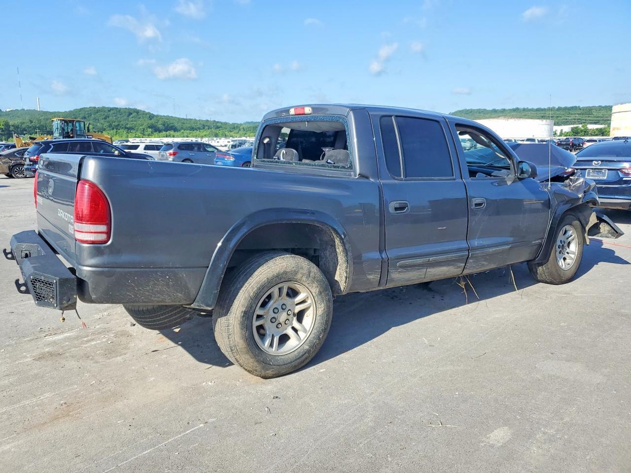 2004 Dodge Dakota Quad Slt - Image 3