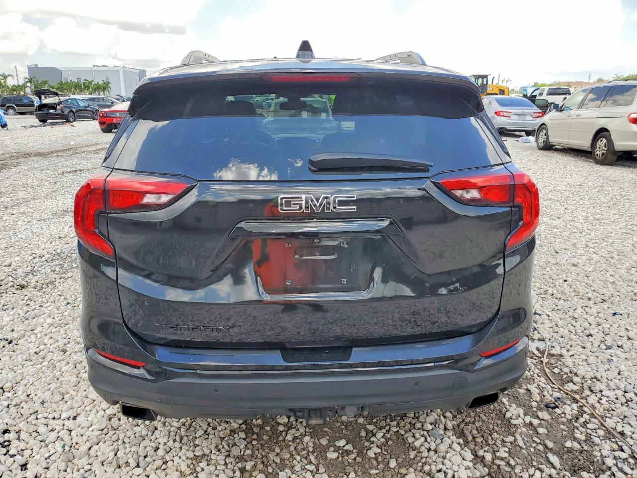 2020 GMC Terrain Slt - Image 6