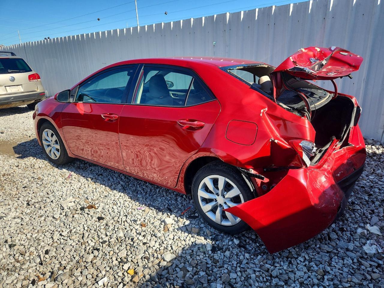 2016 Toyota Corolla Le - Image 2