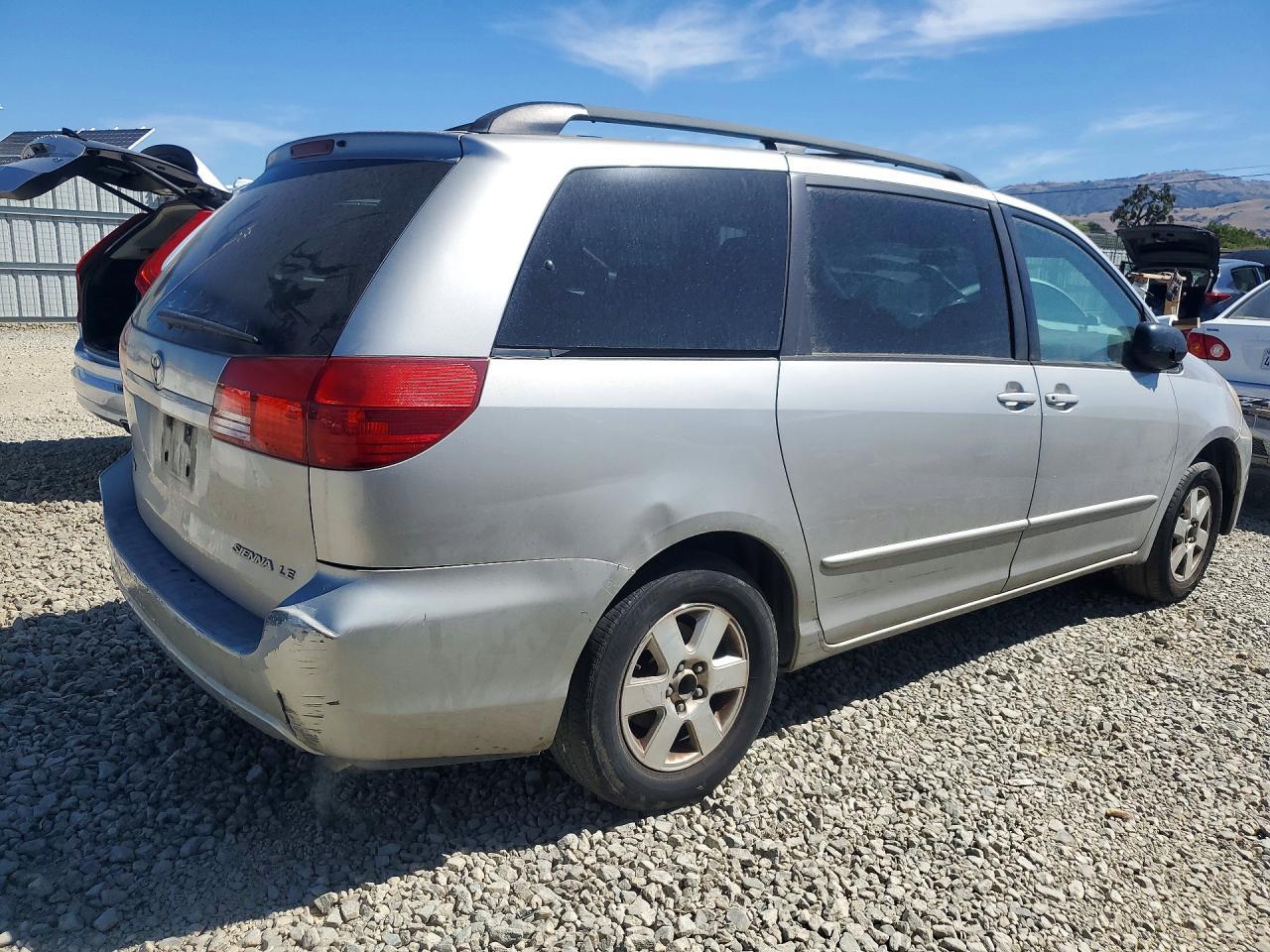 2005 Toyota Sienna Le 8 Passenger - Фото 3
