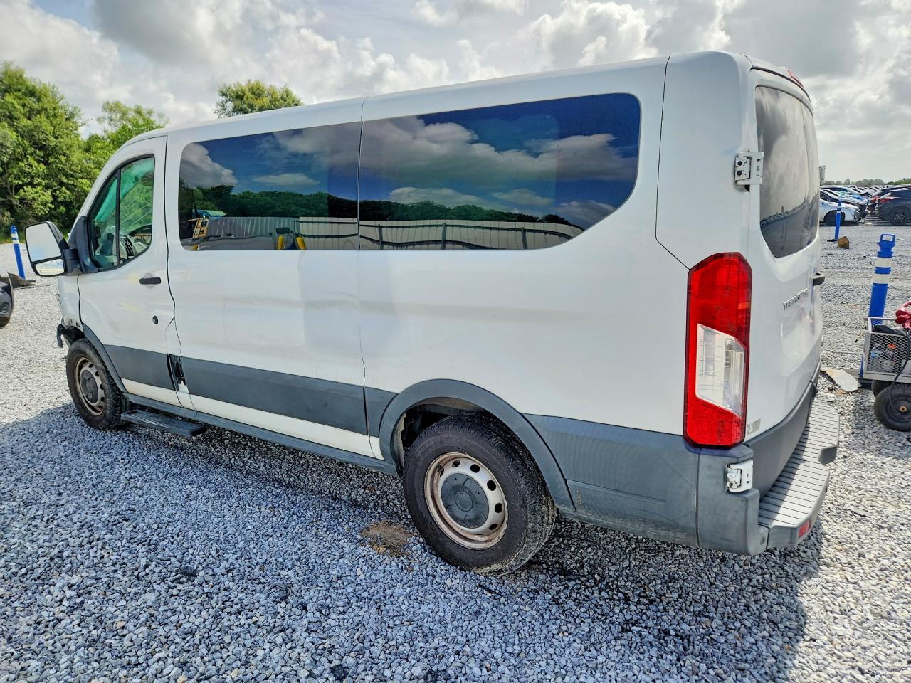 2016 Ford Transit T-150 - Фото 2