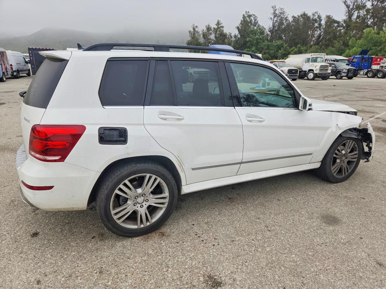 2015 Mercedes-Benz Glk 350 4Matic - Image 3