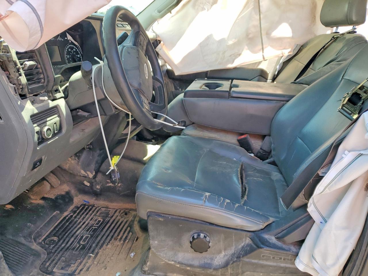 2023 Ford F250 Super Duty - Image 7