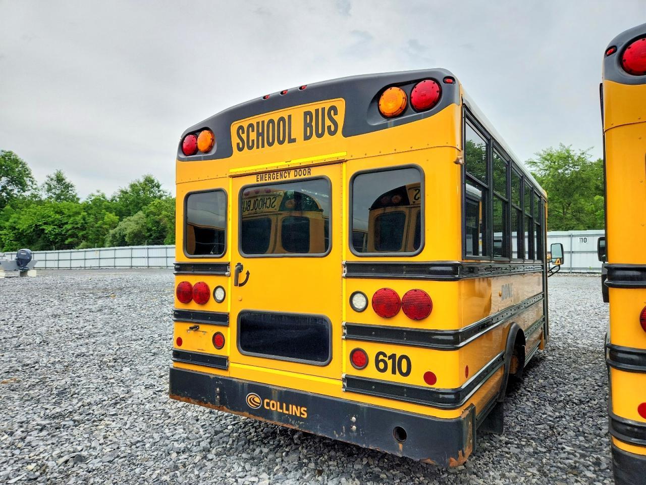 2014 Chevrolet Express G4 - School Bus - Image 4