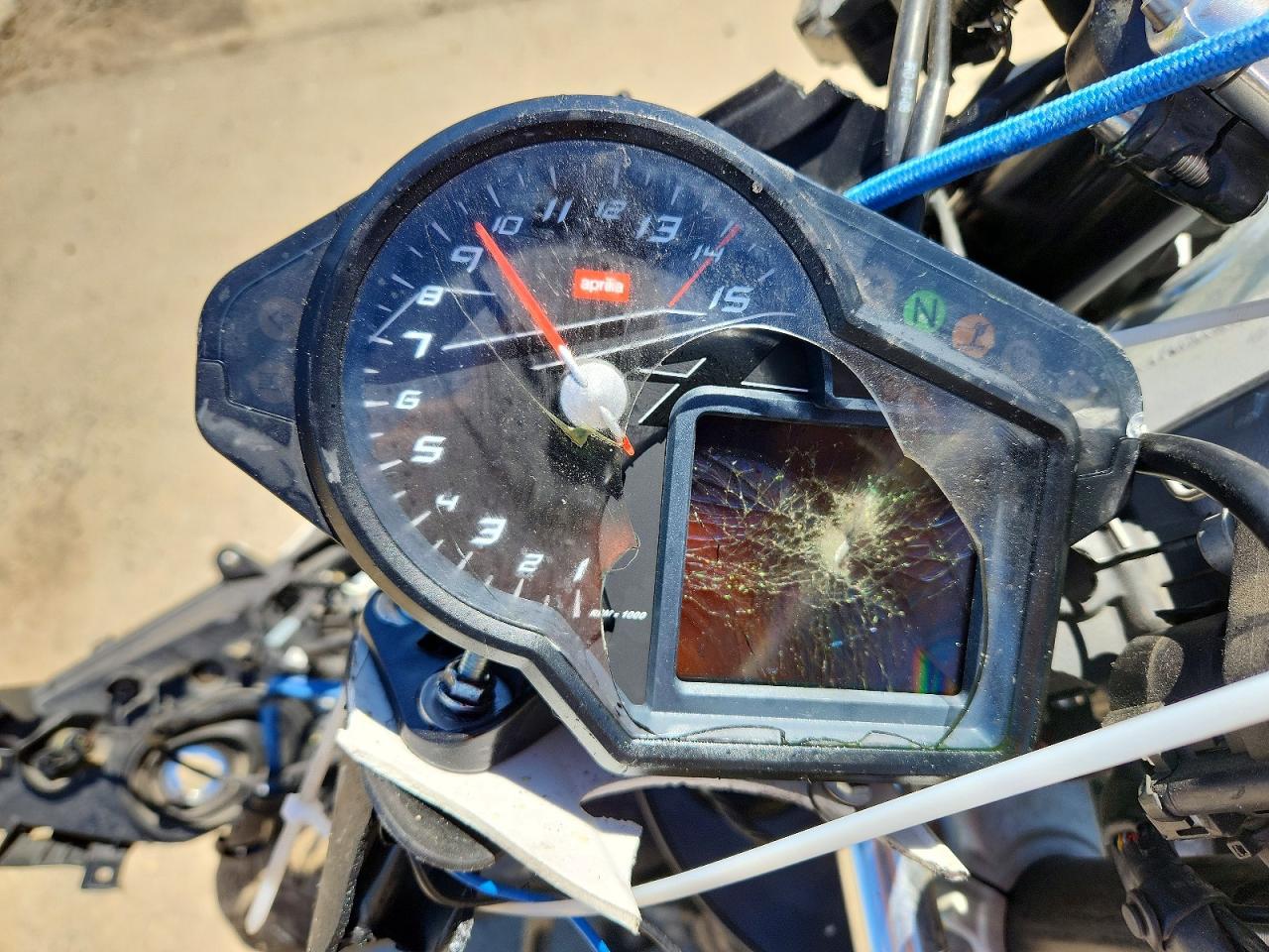 2010 Aprilia Rsv4 R - Фото 7