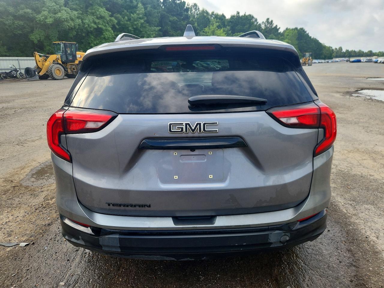 2020 GMC Terrain Sle - Image 6