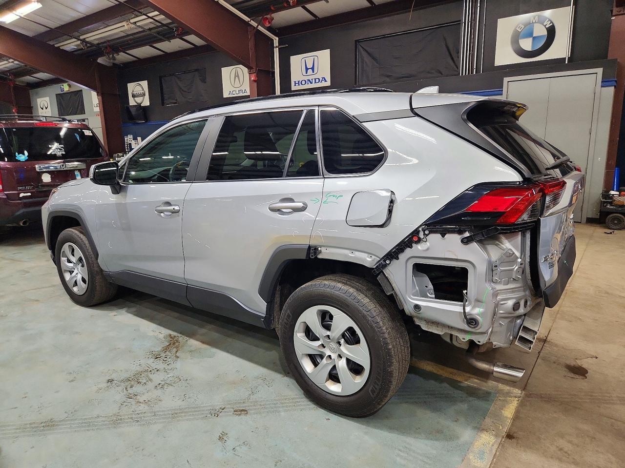 2020 Toyota Rav4 Le - Image 2