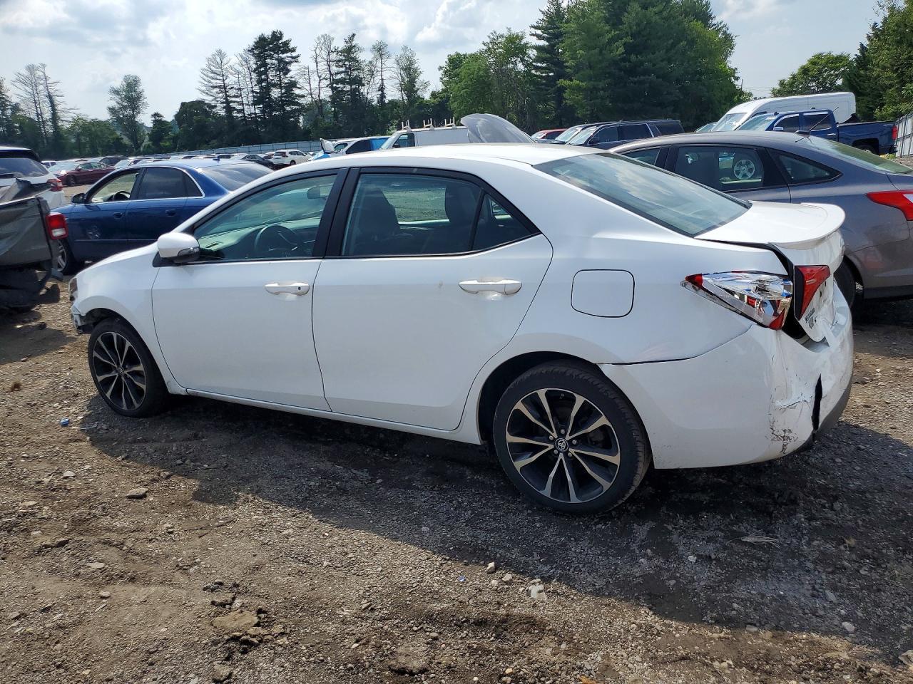 2017 Toyota Corolla Se - Фото 2