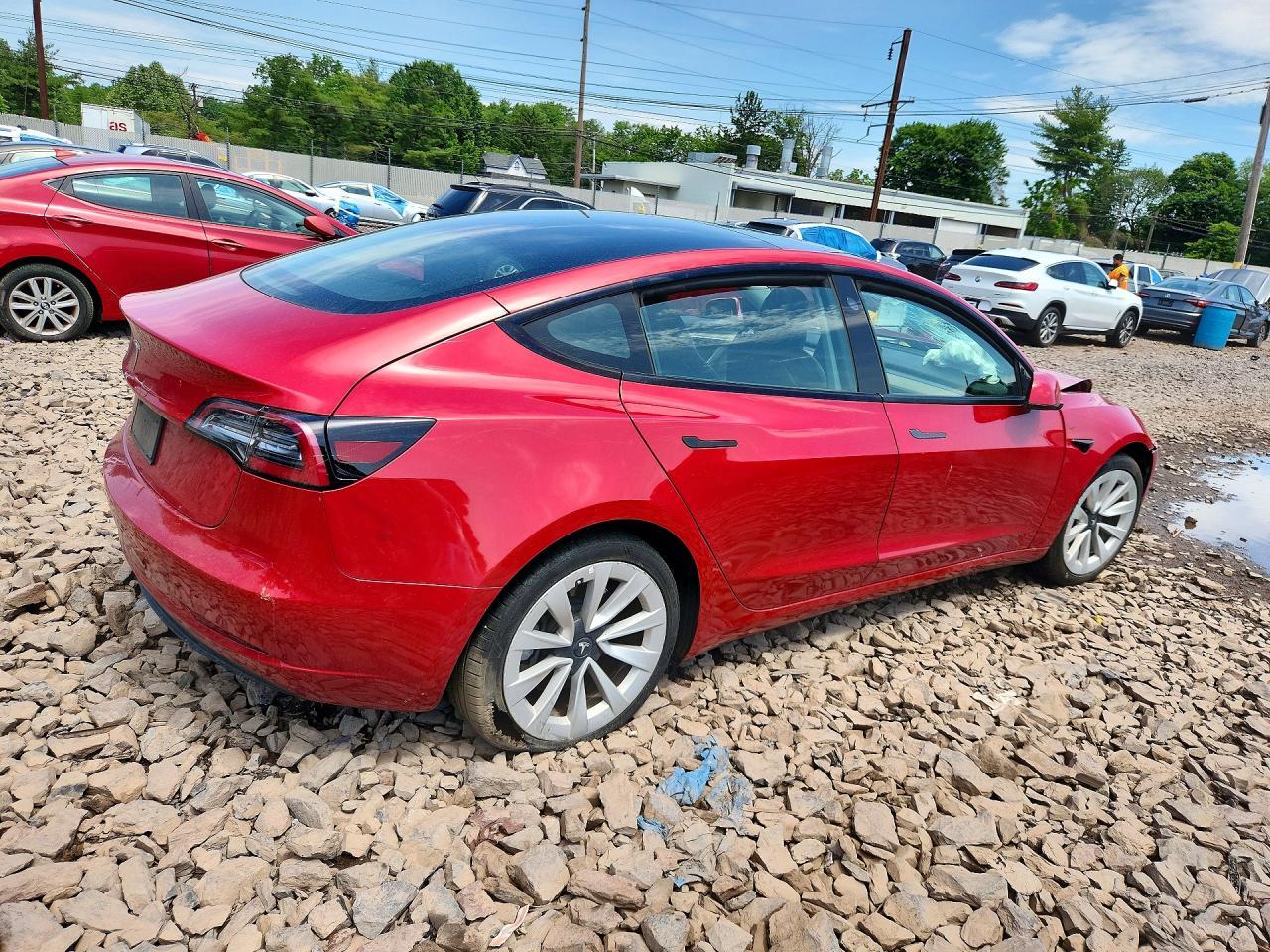 2023 Tesla Model 3 - Фото 3
