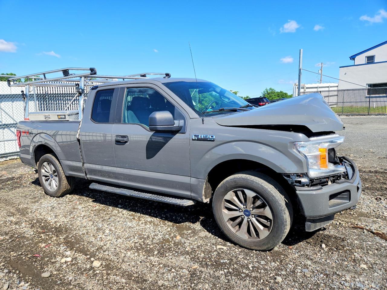 2018 Ford F150 Super Cab - Фото 4