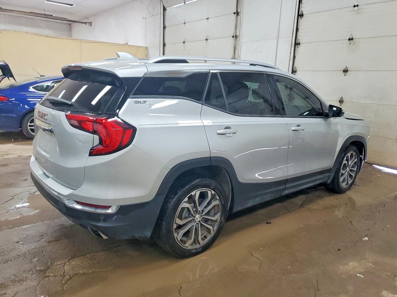 2019 GMC Terrain Slt - Image 3
