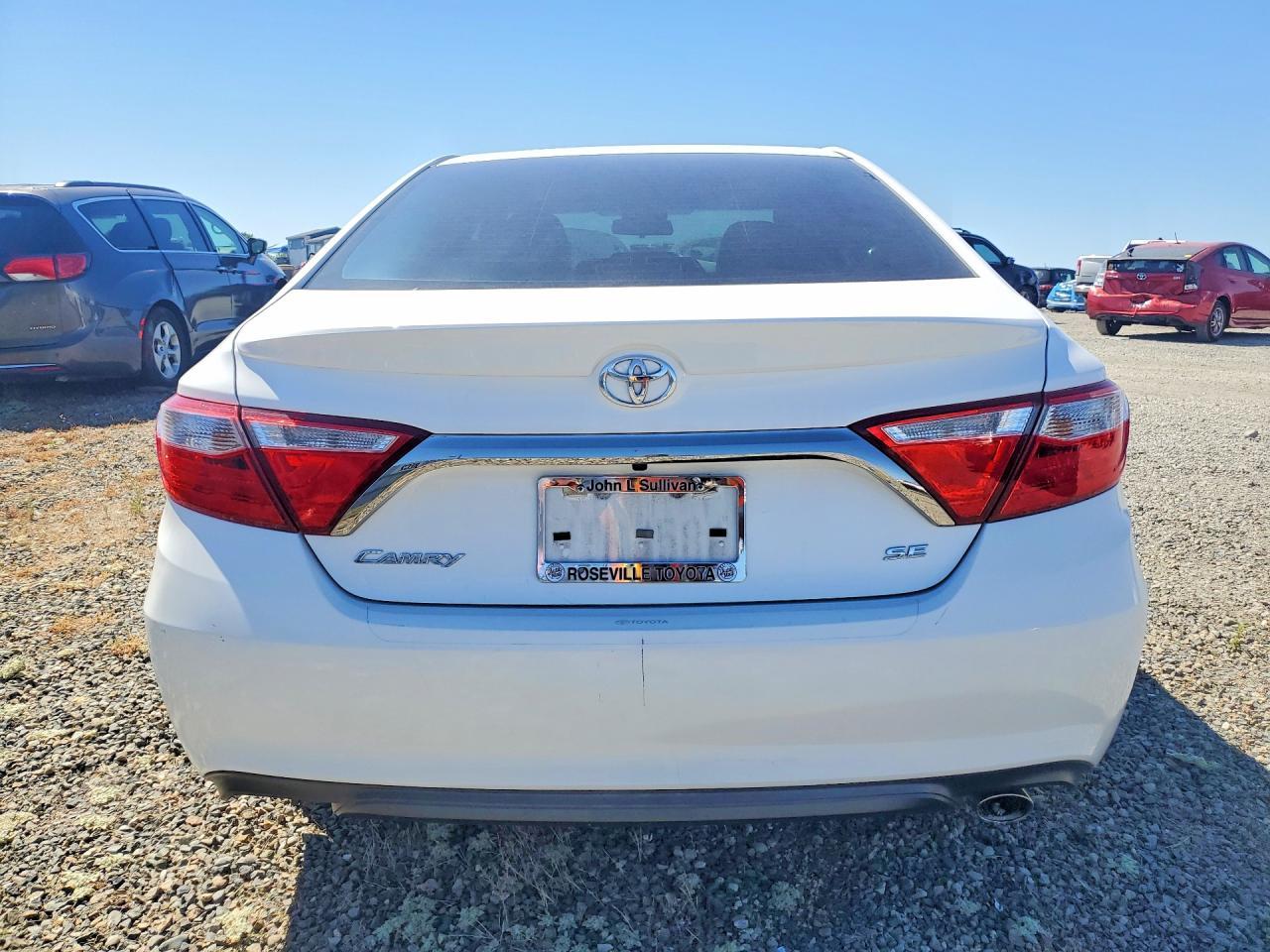 2017 Toyota Camry Se - Image 6