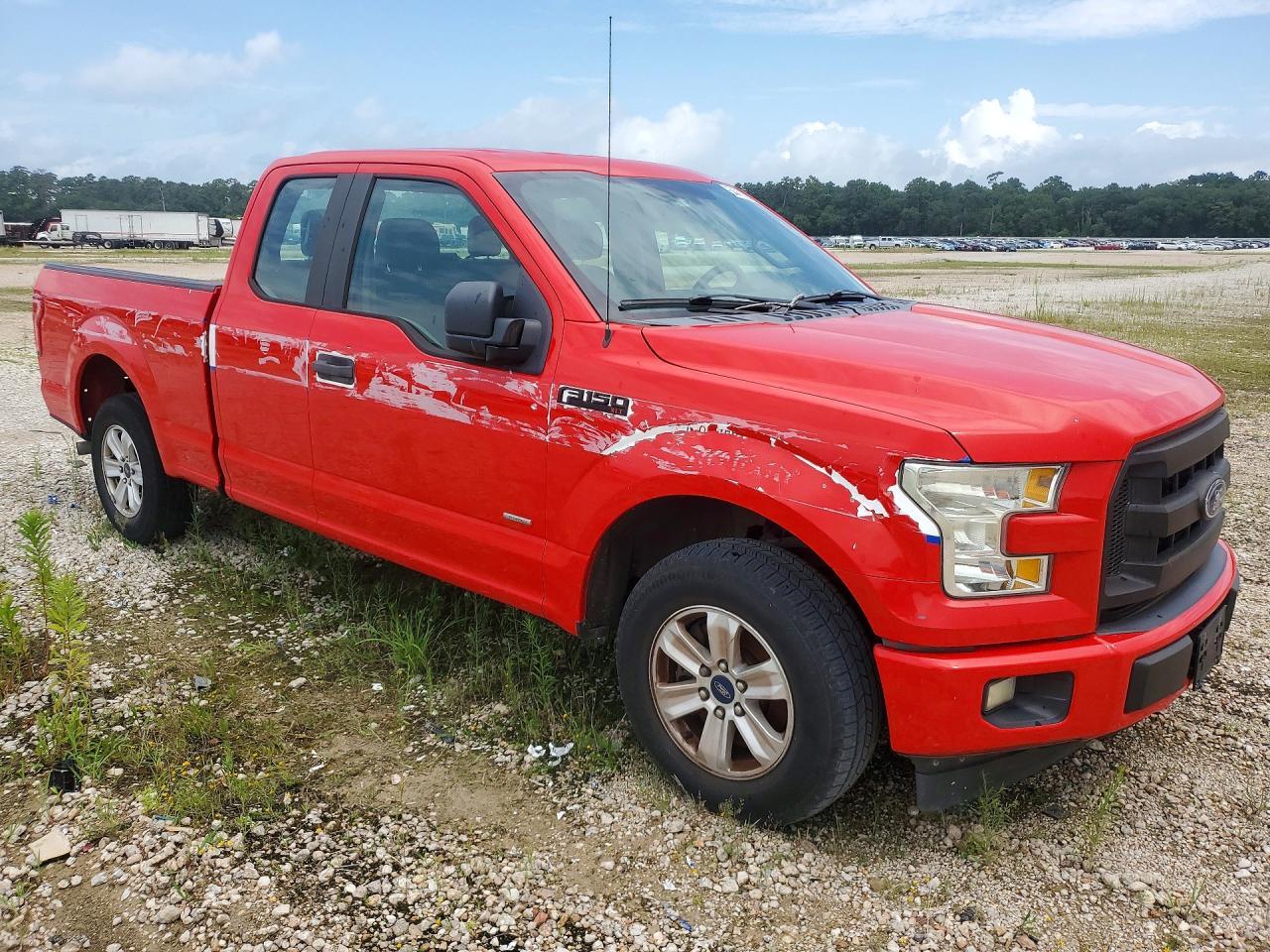 2017 Ford F150 Super Cab - Фото 4