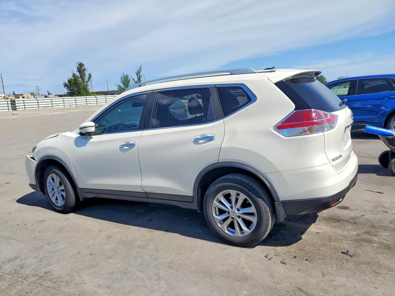 2016 Nissan Rogue - Фото 2
