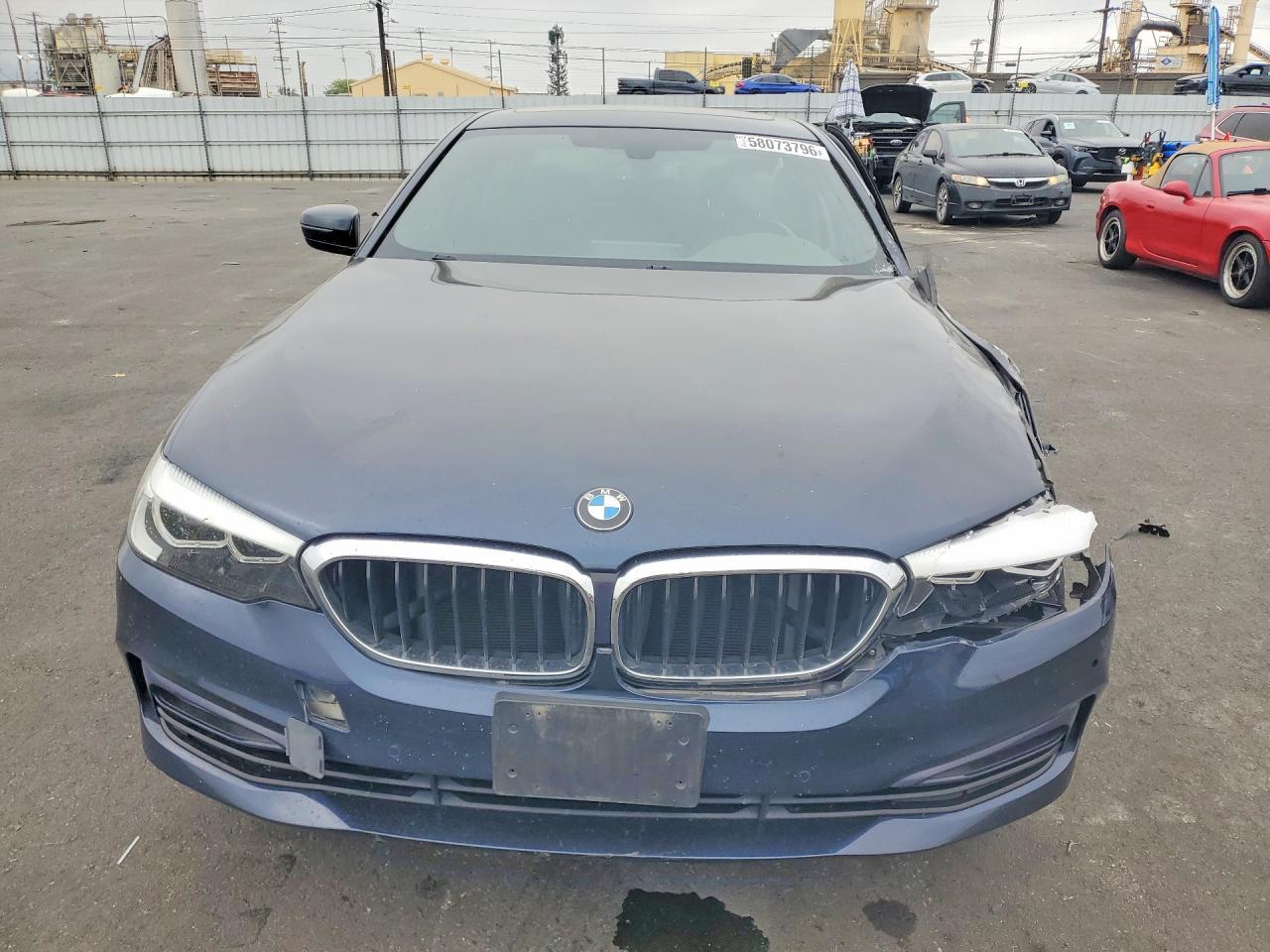 2018 BMW 530 I - Фото 5