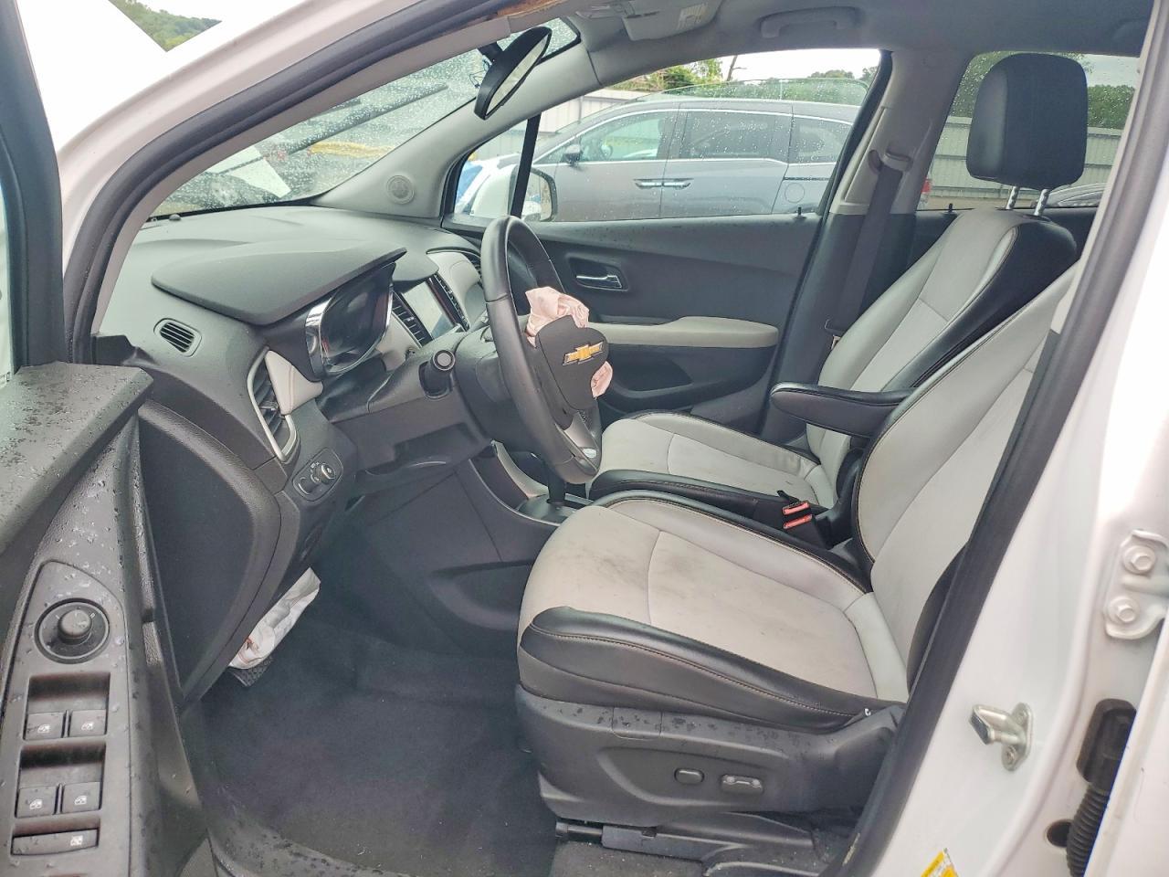 2020 Chevrolet Trax 1Lt - Image 7