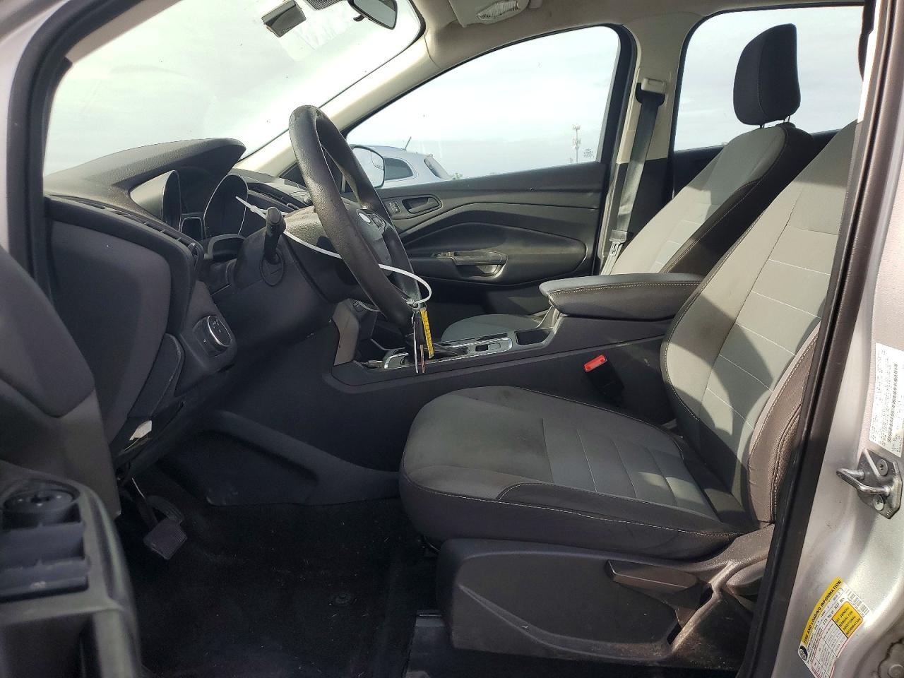 2019 Ford Escape S - Image 7