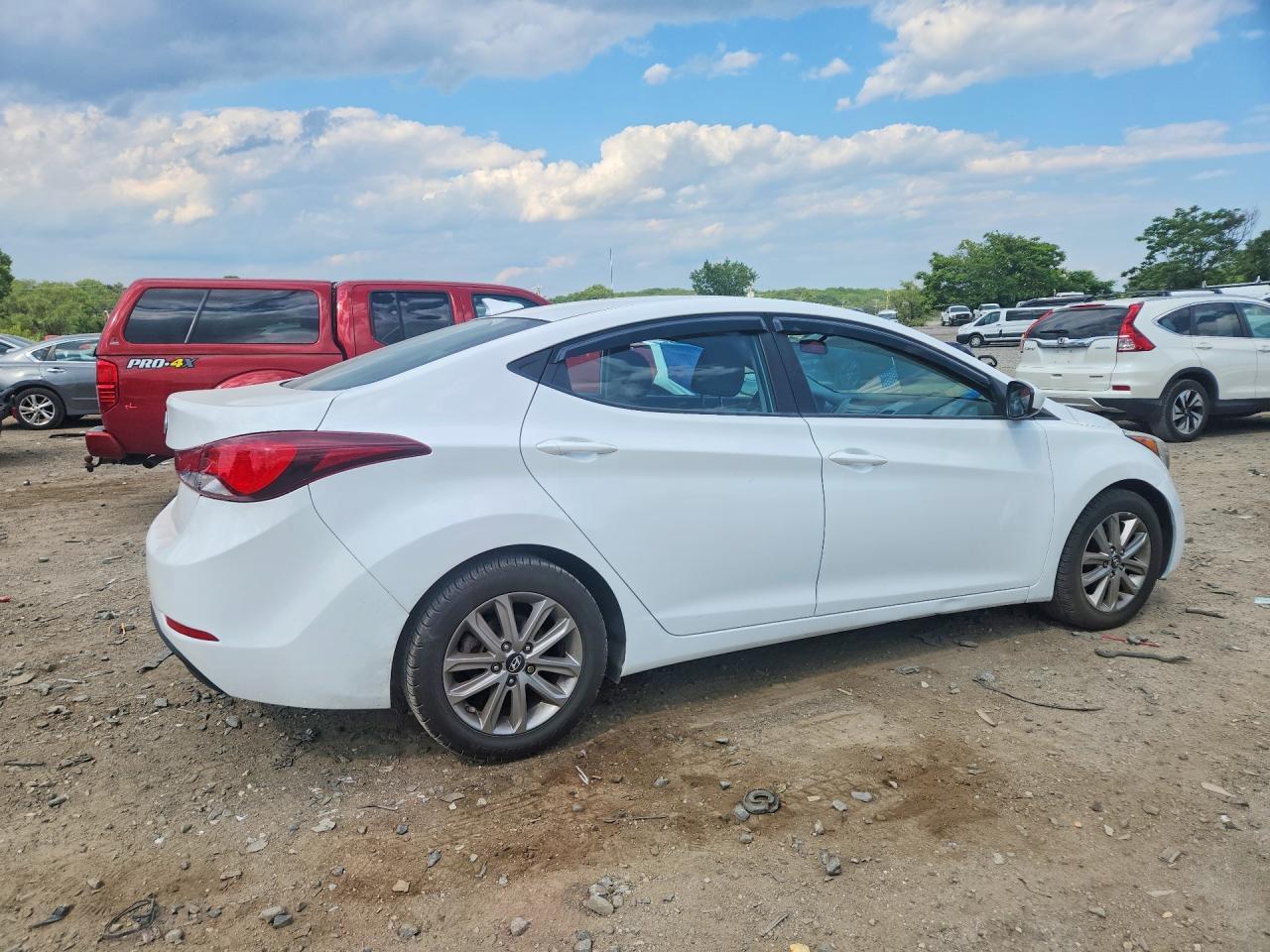 2016 Hyundai Elantra Se - Image 3