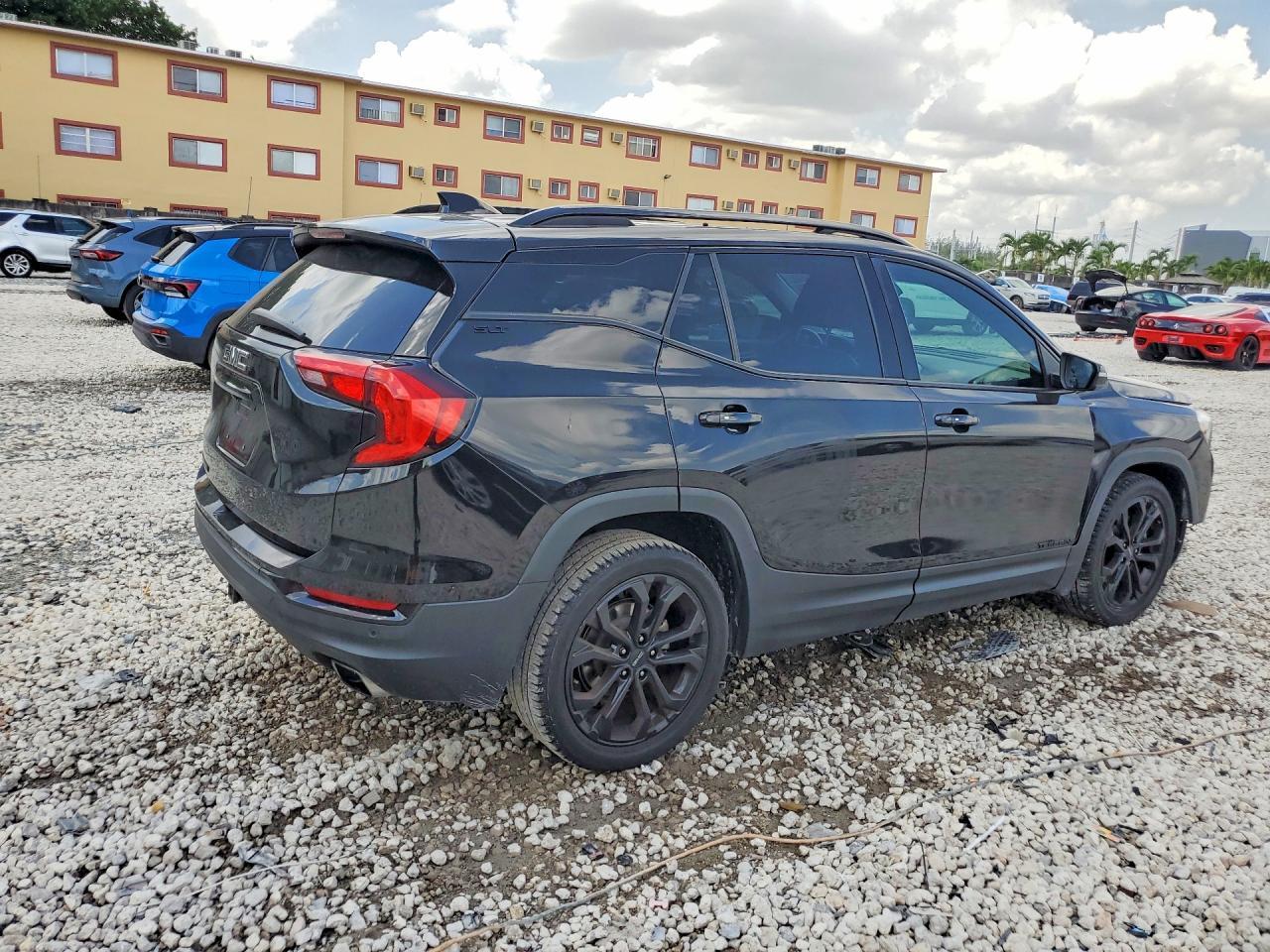 2020 GMC Terrain Slt - Image 3