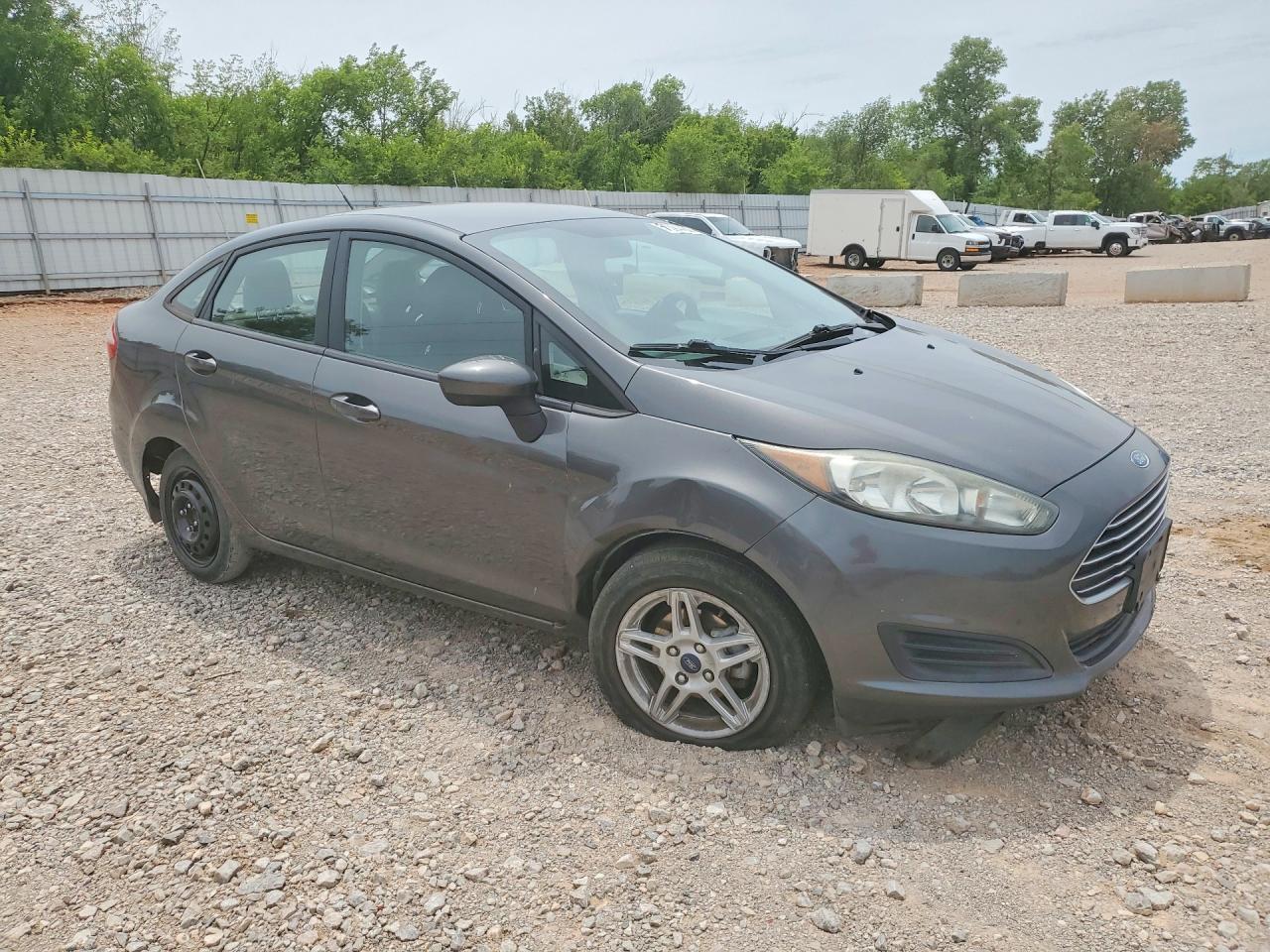 2019 Ford Fiesta Se - Фото 4