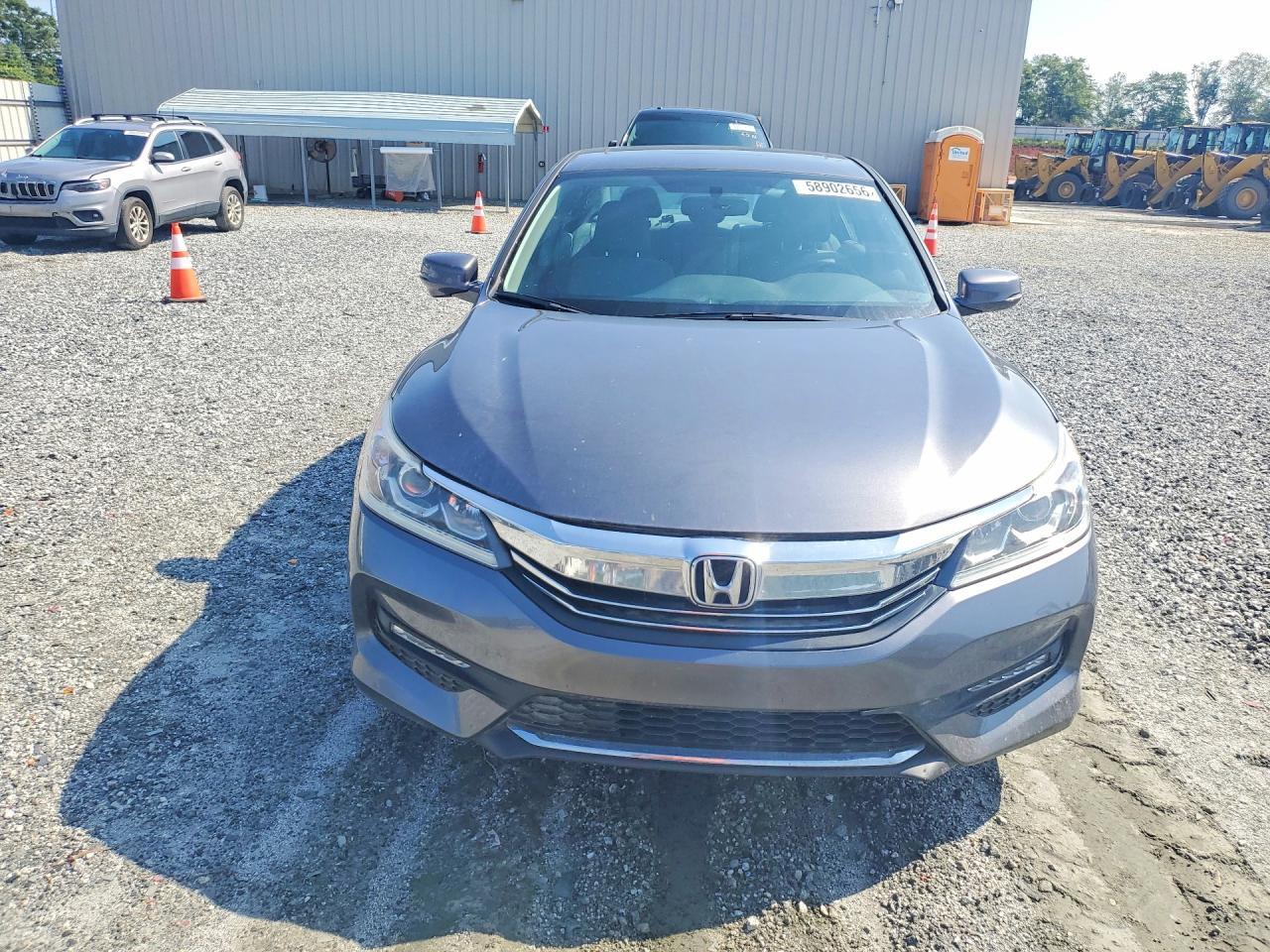2016 Honda Accord - Фото 5
