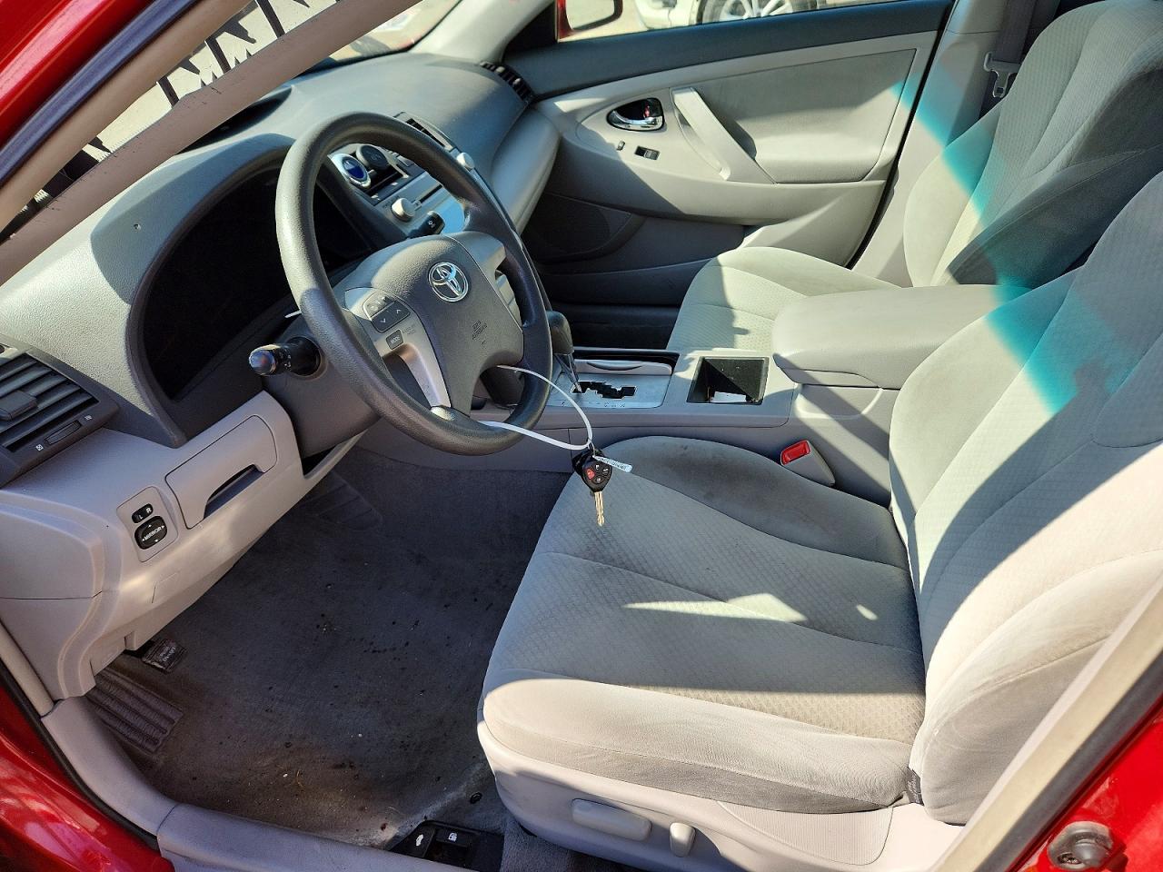 2007 Toyota Camry Le - Image 7