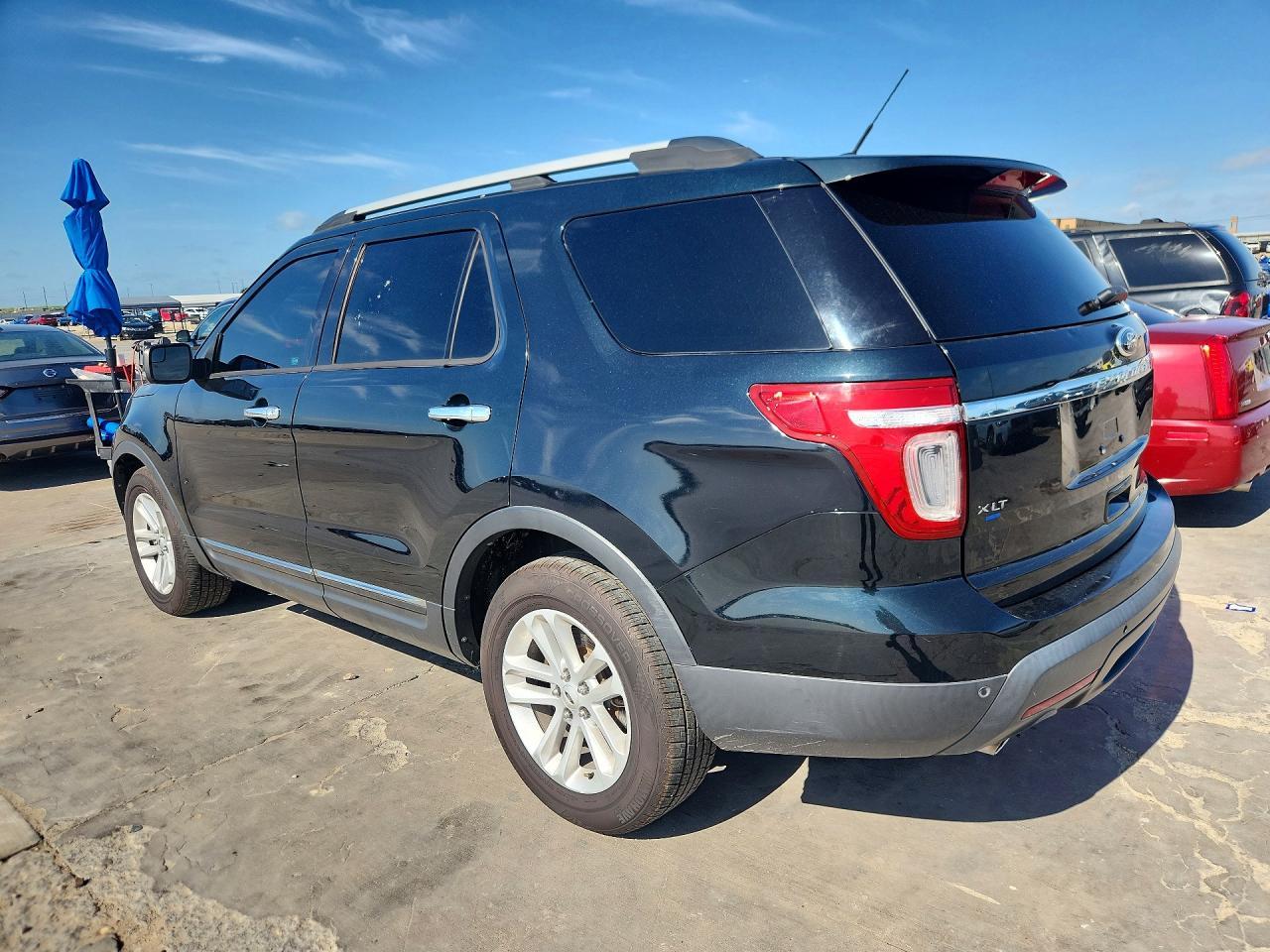 2014 Ford Explorer Xlt - Фото 2