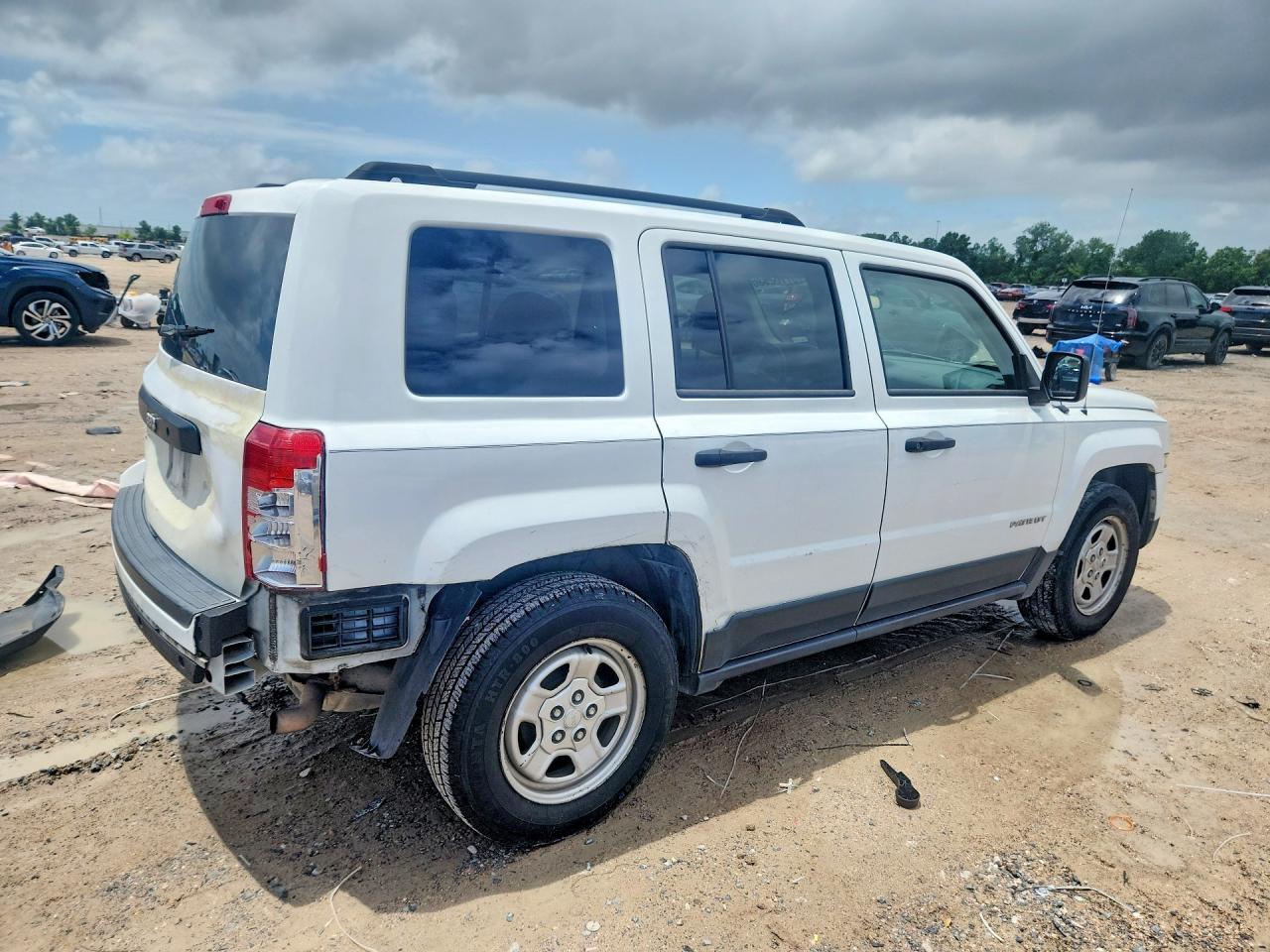 2014 Jeep Patriot Sport - Фото 3