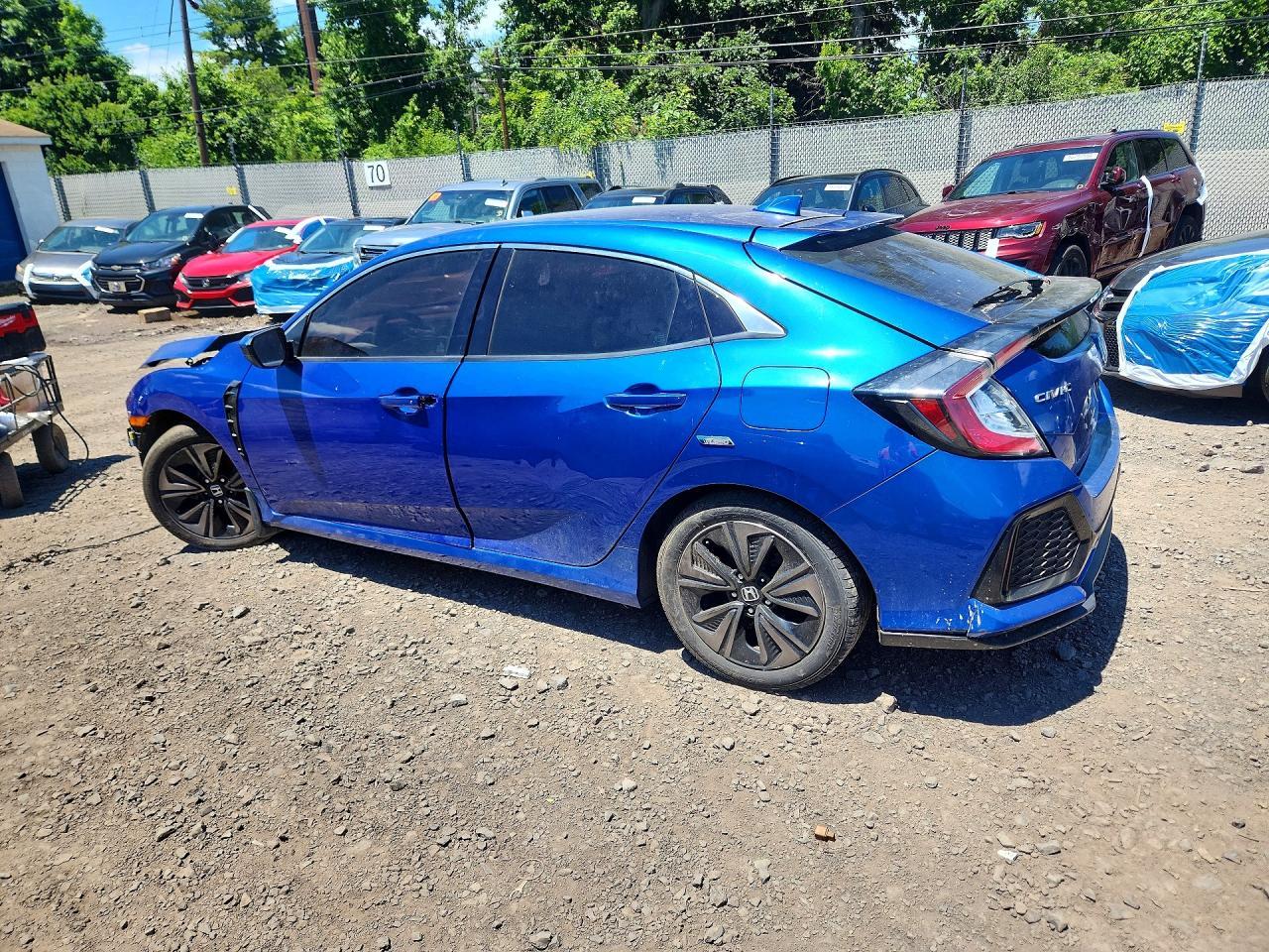 2018 Honda Civic Ex - Image 2