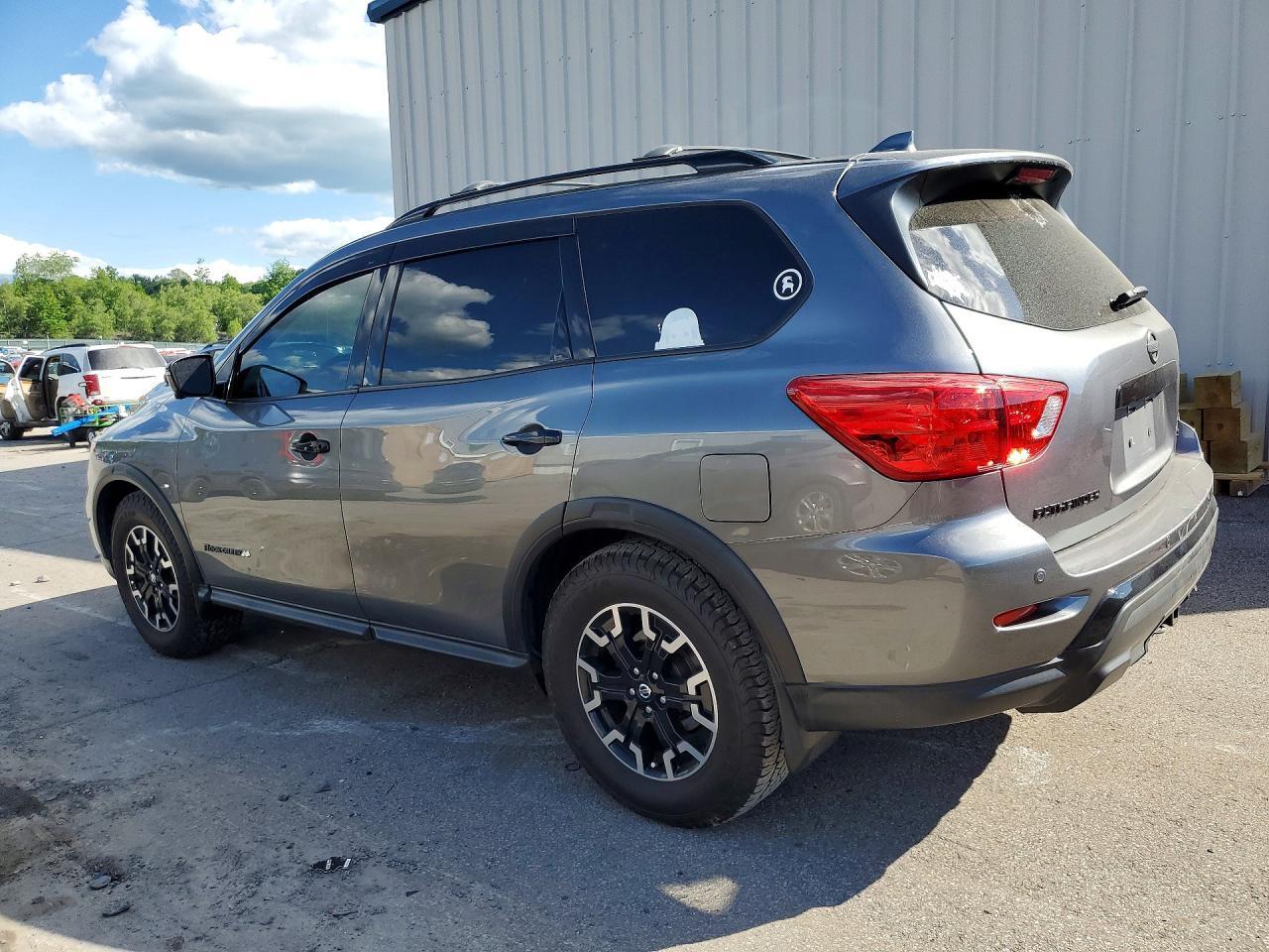 2020 Nissan Pathfinder Sl - Фото 2