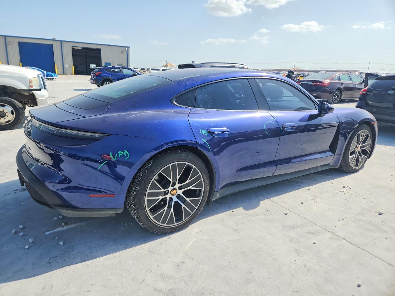 2022 Porsche Taycan - Image 3