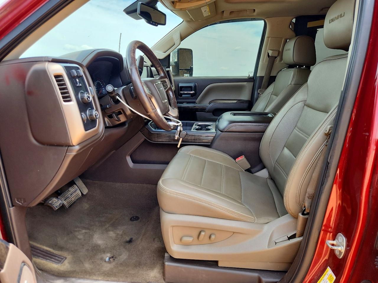 2016 GMC Sierra K1500 Denali - Image 7